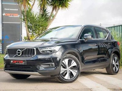 Preto Usado 2021 Volvo XC40 Core SUV | € 26.800 (Preço justo)