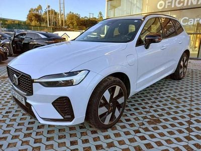 Usado Volvo XC60 Plus 350 HP (257 kW) 2024 Branco SUV