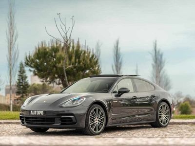 Porsche Panamera 4