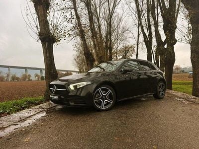 Preto Usado 2021 Mercedes A250 AMG line | € 27.500 (Bom preço)