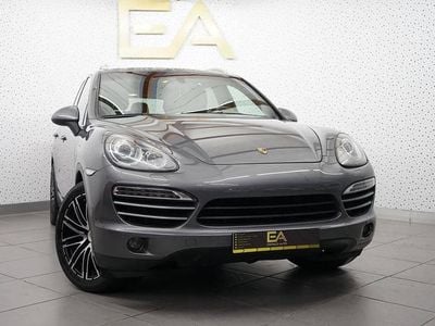 Cinza Usado 2010 Porsche Cayenne SUV | € 28.980 (Caro)