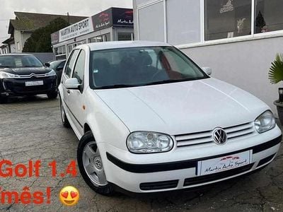 Branco Usado 1999 VW Golf III Citadino | € 2.990