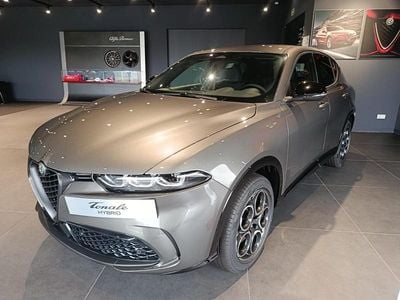 Cinzento Novo 2026 Alfa Romeo Tonale SUV | € 42.100 (Preço justo)