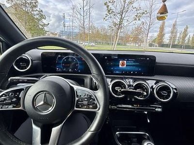 Usado 2020 Mercedes A180 Progressive Sedan | € 22.489 (Bom preço)