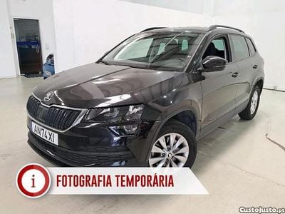 Usado Skoda Karoq Ambition 150 HP (110 kW) 2022 Preto SUV
