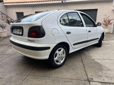 Usado 1996 Renault Mégane | € 1.350