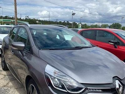 Usado Renault Clio GrandTour 90 HP (66 kW) 2015 Cinzento Carrinha