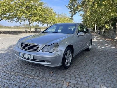 Mercedes C200
