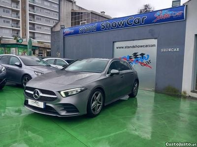 Cinza Usado 2019 Mercedes A180 AMG line | € 22.990 (Preço justo)
