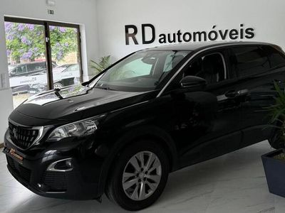 Usado Peugeot 3008 130 HP (95 kW) 2019 Preto SUV