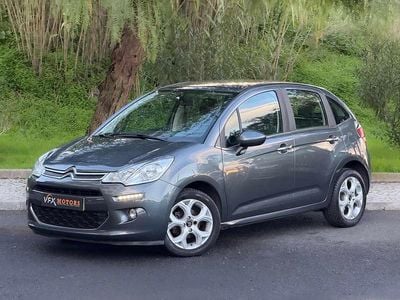 Cinzento Usado 2015 Citroën C3 Citadino | € 8.590 (Preço justo)