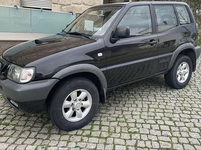 Usado Nissan Terrano 101 HP (74 kW) 2000 SUV