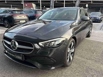 Usado Mercedes C220 Avantgarde 200 HP (147 kW) 2023 Cinzento Sedan