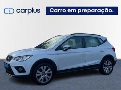 Branco Usado 2019 Seat Arona Style SUV | € 14.500 (Preço justo)