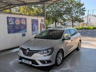 Usado Renault Mégane GrandTour 110 HP (80 kW) 2017 Cinzento Carrinha