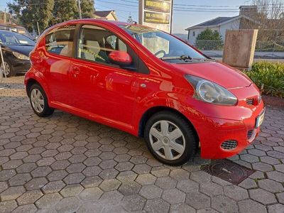 usado Toyota Aygo 1.0i