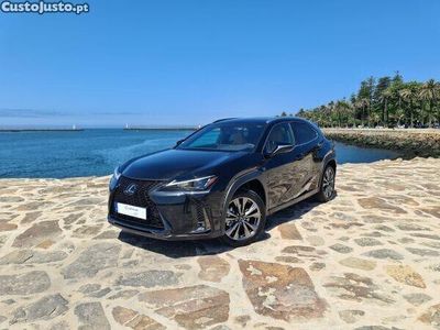Usado Lexus UX 250h Sport Line 184 HP (135 kW) 2023 Preto SUV