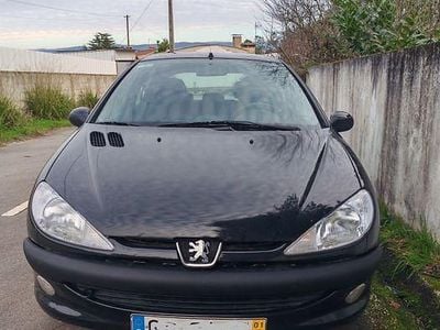 Usado 2001 Peugeot 206 Sedan | € 2.000 (Preço justo)