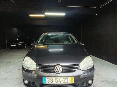 Usado 2005 VW Golf V Sedan | € 3.970 (Super Preço)