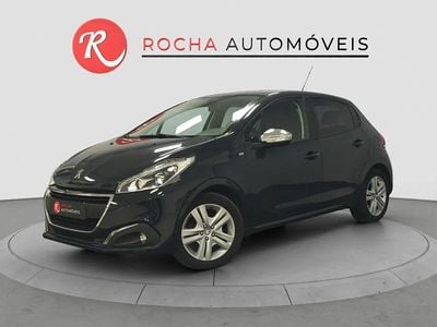 Preto Usado 2017 Peugeot 208 Active Citadino | € 9.490 (Preço justo)
