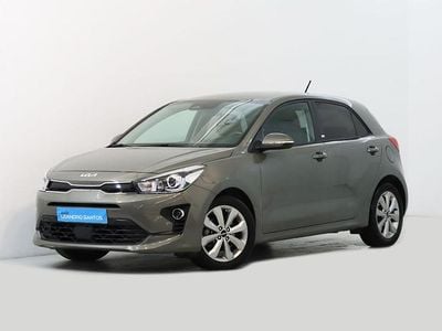 Usado Kia Rio 100 HP (73 kW) 2023 Verde