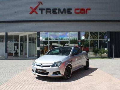 Usado Opel Tigra 70 HP (51 kW) 2005 Cinzento Cabrios