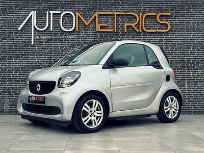 Usado Smart ForTwo Electric Drive Prime 60 kW (82 HP) 2018 Cinzento prata metalizado Citadino
