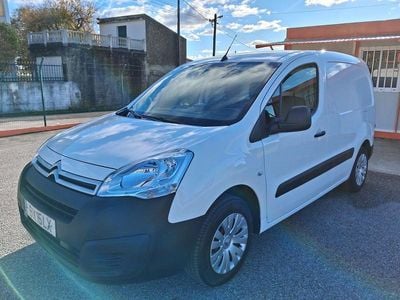 Branco Usado 2018 Citroën Berlingo Feel Monovolume | € 12.250 (Preço justo)
