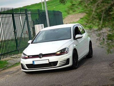 Usado VW Golf VII GTI 220 HP (161 kW) 2016