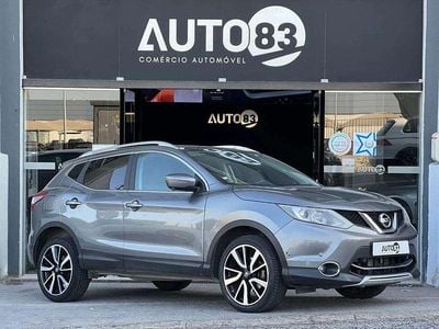 Usado Nissan Qashqai 130 HP (95 kW) 2015 Cinzento SUV