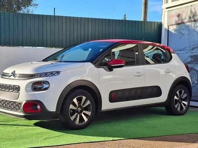 Branco Usado 2019 Citroën C3 PureTech Citadino | € 12.500 (Preço justo)