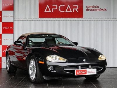 Usado Jaguar XK8 284 HP (208 kW) 1996 Preto Cabrios