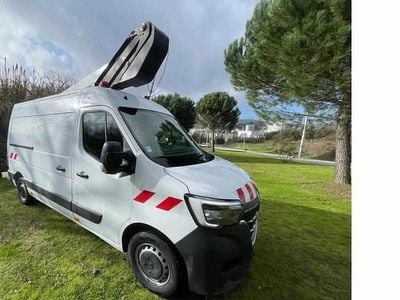 Usado Renault Master 135 HP (99 kW) 2021 Branco Monovolume