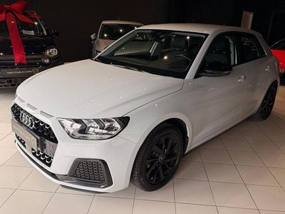Branco Usado 2023 Audi A1 Advanced | € 19.990 (Preço justo)