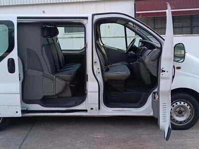 Branco Usado 2006 Renault Trafic Monovolume | € 4.500