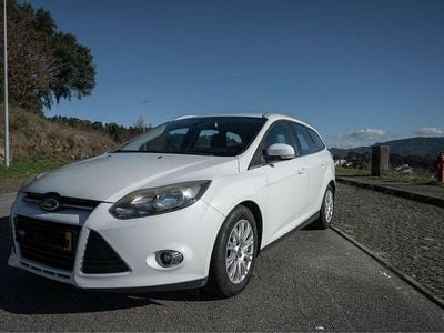 Usado 2012 Ford Focus Sedan | € 4.490 (Super Preço)