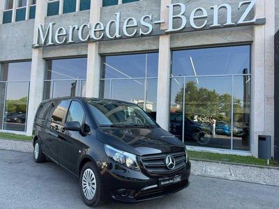 Usado Mercedes Vito 136 HP (100 kW) 2022 Preto Van