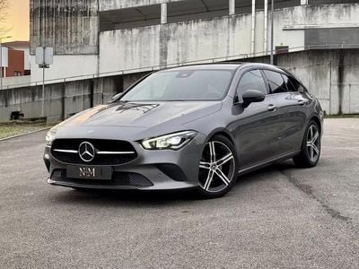 Usado Mercedes CLA180 Shooting Brake Progressive 116 HP (85 kW) 2019 Cinza escuro Carrinha