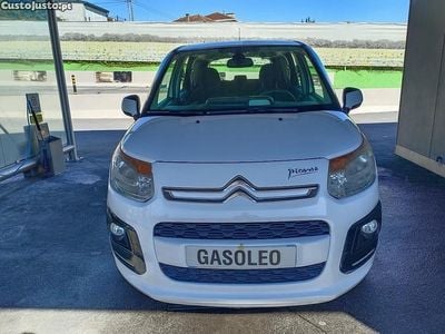Branco Usado 2013 Citroën C3 Picasso Monovolume | € 6.250