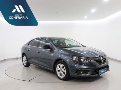 Usado Renault Mégane IV 115 HP (84 kW) 2019 Cinzento Carrinha
