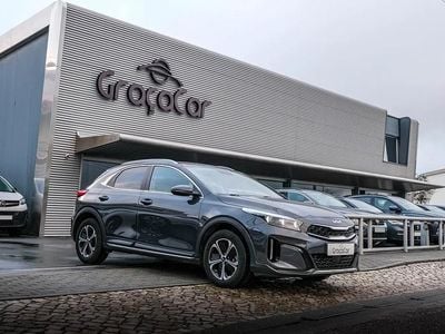 Usado Kia XCeed 141 HP (103 kW) 2022 Cinza SUV