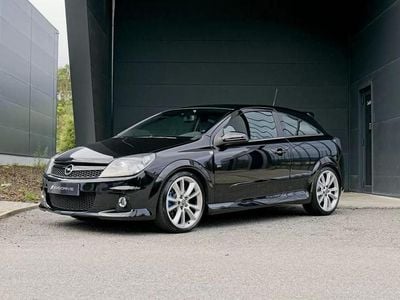 Preto Usado 2007 Opel Astra GTC OPC Coupé | € 15.990