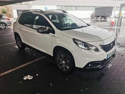 Branco Usado 2018 Peugeot 2008 SUV | € 9.900 (Bom preço)