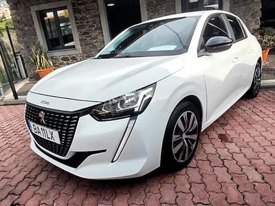 Usado Peugeot 208 Active 102 HP (75 kW) 2023 Branco Citadino