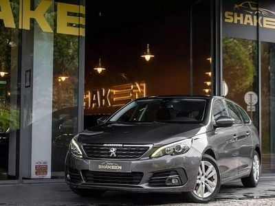 Usado Peugeot 308 SW Active 130 HP (95 kW) 2019 Cinza antracite Carrinha
