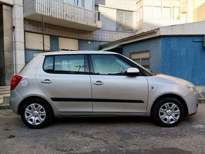 Cinzento Usado 2007 Skoda Fabia Citadino | € 3.400