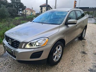 usado Volvo XC60 2.0 D3 Drive Momentum