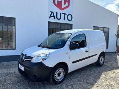 Branco Usado 2019 Renault Kangoo Dynamique Monovolume | € 14.000 (Preço justo)