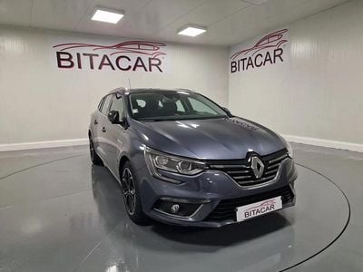 Cinzento Usado 2016 Renault Mégane III Carrinha | € 16.750