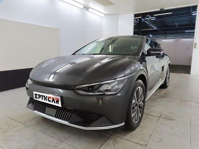 Cinza Usado 2021 Kia EV6 Air SUV | € 28.997 (Caro)